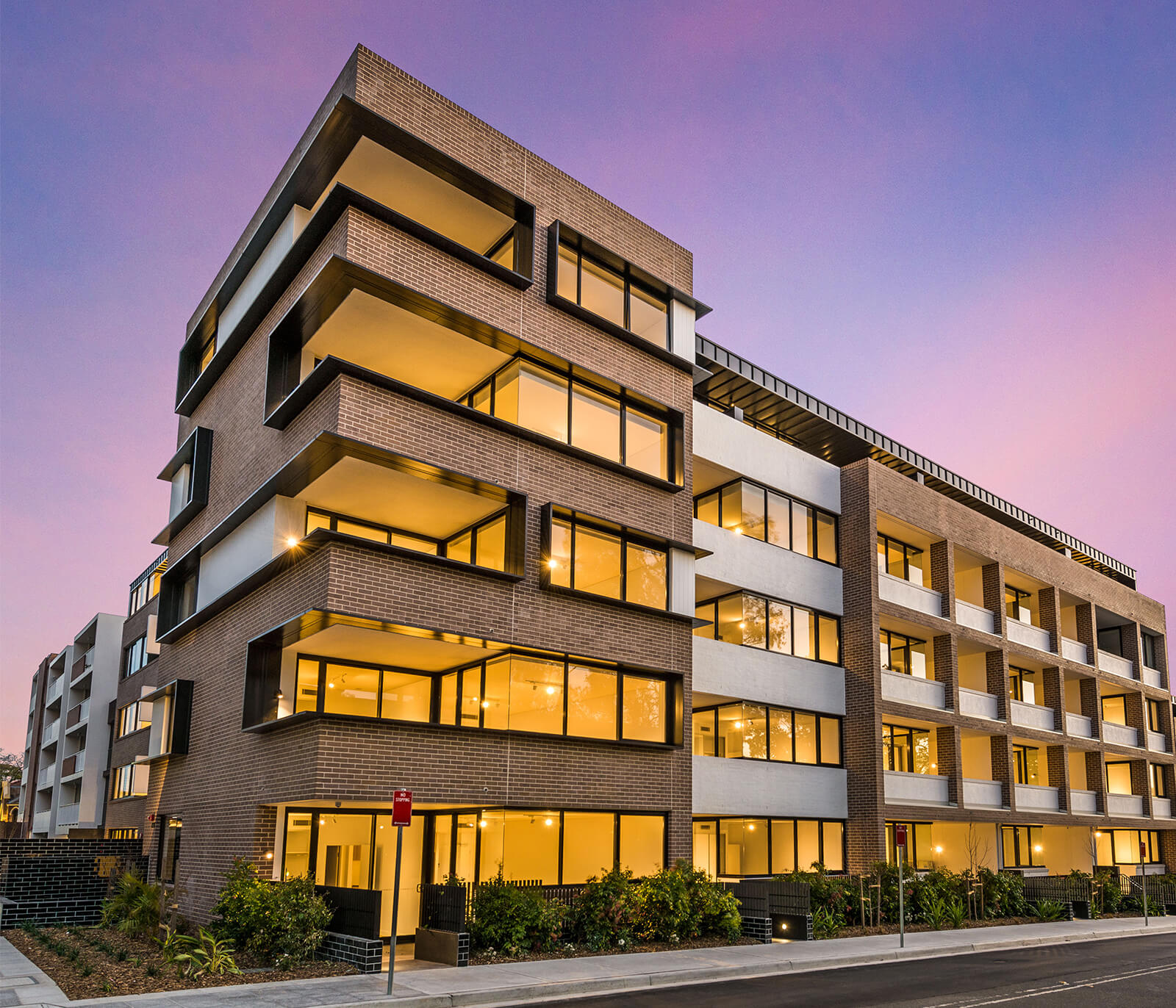 Loftex Property - Aluma